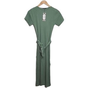 Boohoo NWT ribbed dress size L